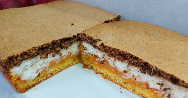 Яблочный пирог с кокосовой начинкой